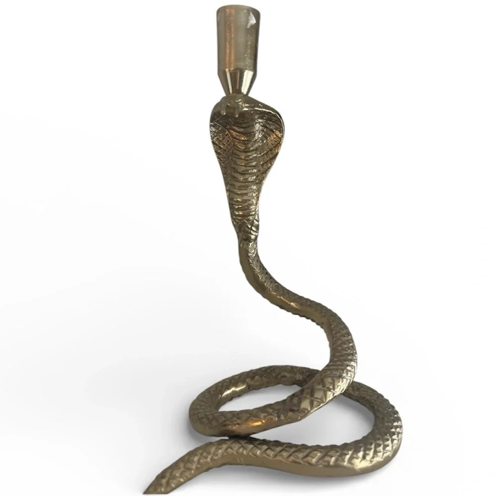 Gold 10’ in Cobra Snake Candle Holder